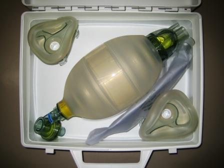 【救急】バックバルブマスク：シリコン・レサシテータ　コンプリート