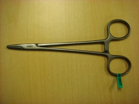 【器具・備品】へガール持針器