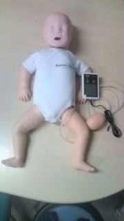 【救急/小児】レサシベビー　QCPR