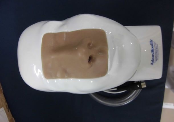 【耳鼻科領域】鼻出血トレーナー