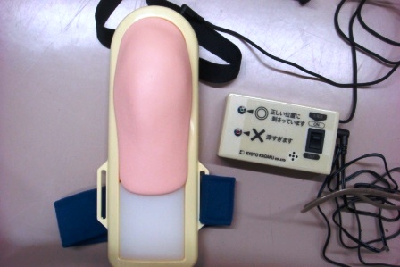 【採血・輸液・注射】装着式上腕筋肉注射シミュレータ